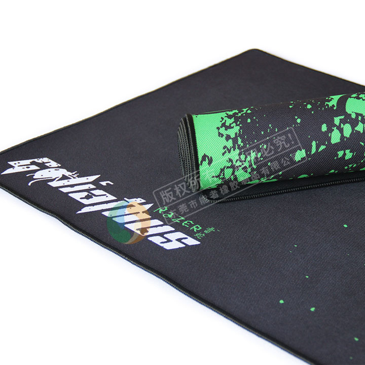 雷蛇超大游戲鼠標(biāo)墊