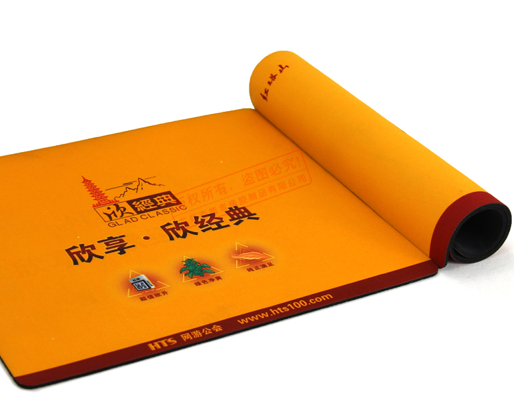 鼠標墊的熱轉印方式是一項新興的印刷工藝，由國外傳入不過十幾年的時間